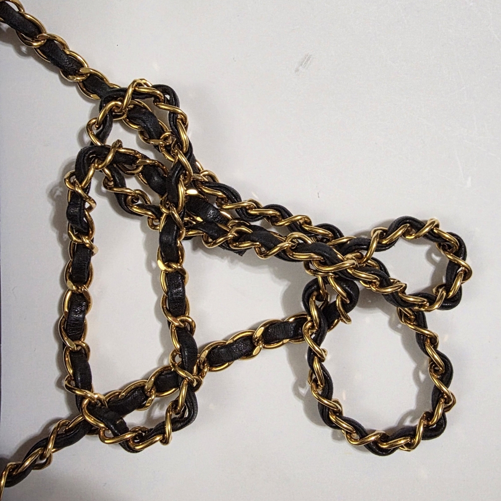 Chanel Diana In Lambskin Leather - Picture 10 of 10